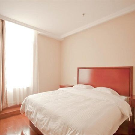 Greentree Inn Liaoning Dalian Railway Station South Shengli Square Express Hotel Exterior photo